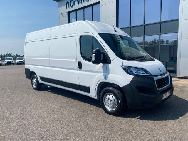Long Wheel Base L3H2 High Top Van